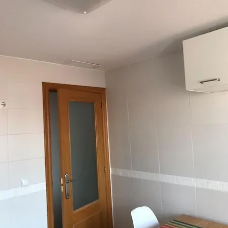 Grande Familias Con Piscina Apartment *
